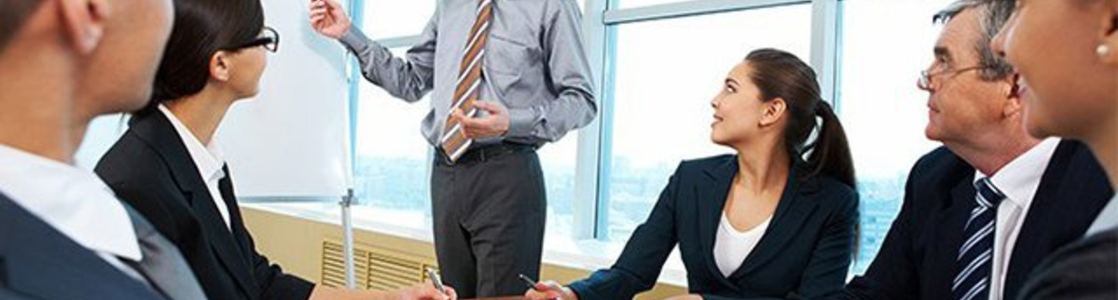 Giảng viên Logistics và Quản lý chuỗi cung ứng/ Truyền thông đa phương tiện/ Marketing